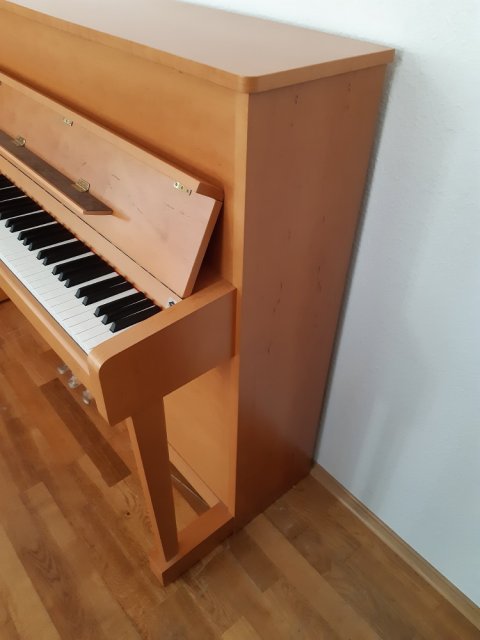 Seiler Klavier 116