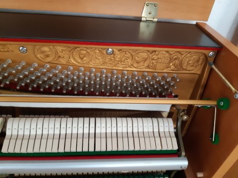 Seiler Klavier 116
